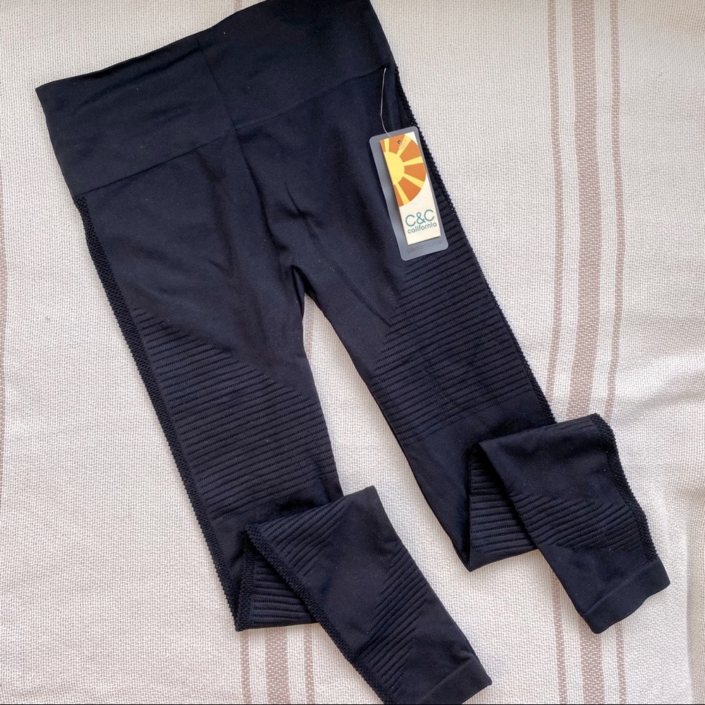 🖤 NWT C&C California Performance Leggings